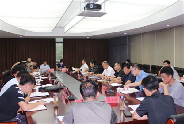 淮南市凤台全县疫苗接种人群摸底排查工作专项督查调度会召开
