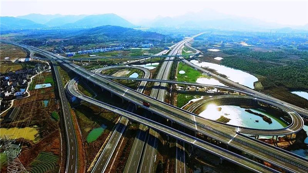 淮南孔李淮河大桥公路项目荣获“李春奖”
