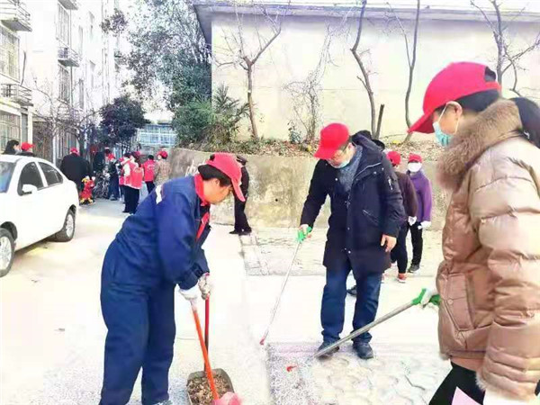 淮南：“小红帽”进社区，送服务暖人心